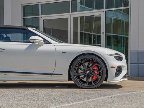 New 2025 Bentley Continental GT Speed image 13