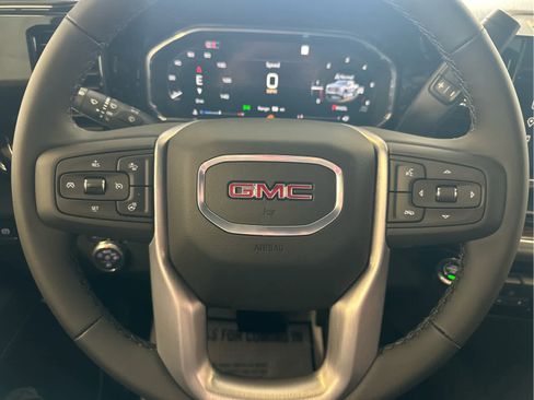 New 2026 GMC Sierra 1500 Elevation AWD/4WD image 34