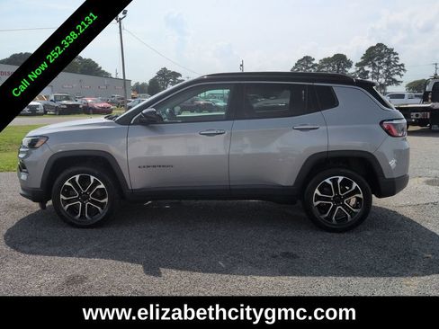 Used 2022 Jeep Compass Limited AWD/4WD image 5