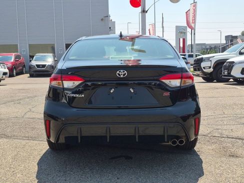 Used 2024 Toyota Corolla SE FWD image 4