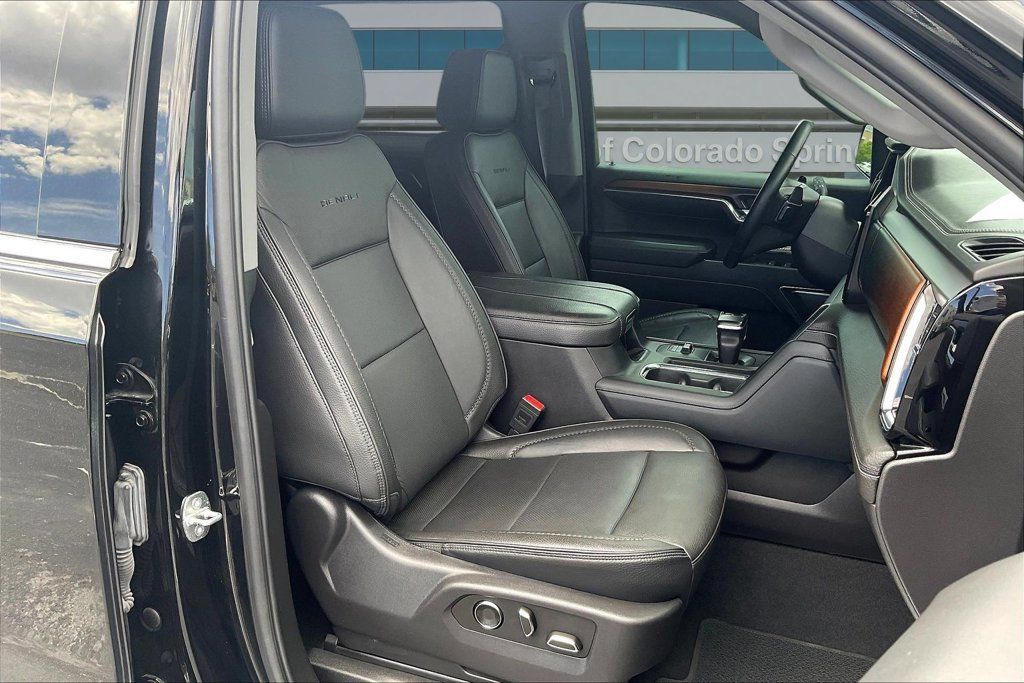 Used 2024 GMC Sierra 1500 Denali w/ Denali Reserve Package AWD/4WD image 28