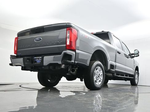 Used 2025 Ford F250 XLT AWD/4WD image 47