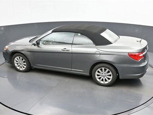 Used 2013 Chrysler 200 Touring image 23