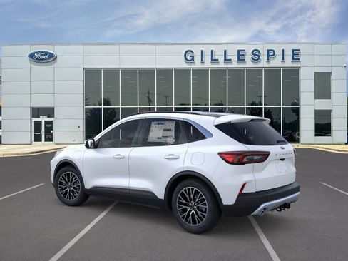 New 2026 Ford Escape SE w/ Class II Trailer Tow Package image 4