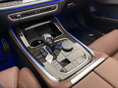 Used 2020 BMW X5 xDrive40i w/ M Sport Package image 16