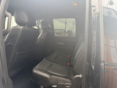 Used 2016 Ford F350 Lariat w/ Chrome Package image 9