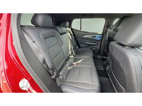 Certified 2025 Chevrolet Equinox EV LT w/ Convenience Package image 30