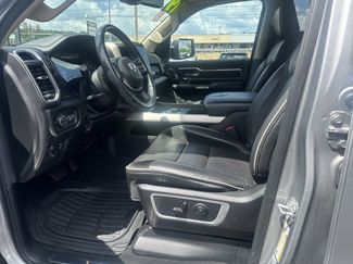 Used 2019 RAM 1500 Laramie AWD/4WD video 4