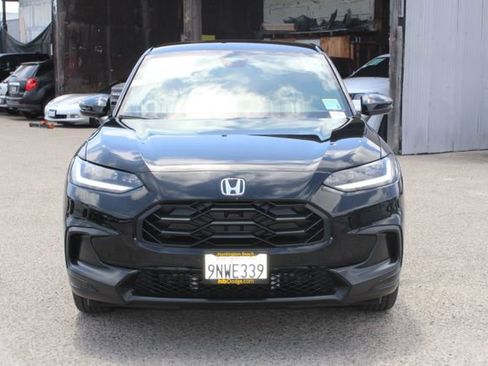 Used 2025 Honda HR-V Sport image 2