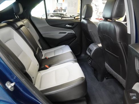 Used 2020 Chevrolet Equinox Premier AWD/4WD image 32
