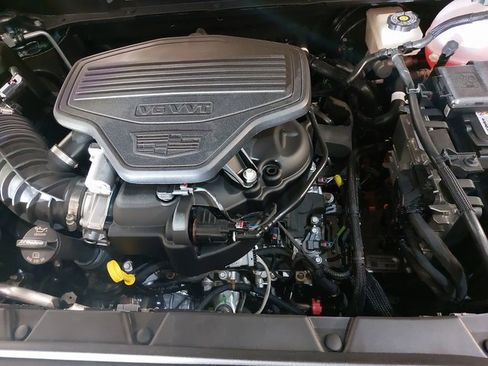 Used 2025 Cadillac XT5 Sportv w/ Technology Package image 30