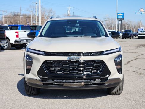 New 2026 Chevrolet Trax ACTIV w/ Sunroof Package image 2
