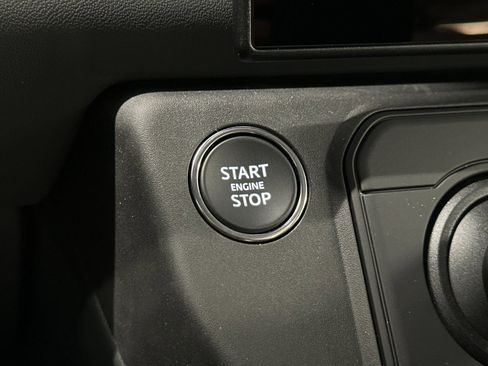 New 2026 Land Rover Defender 110 X-Dynamic SE image 29