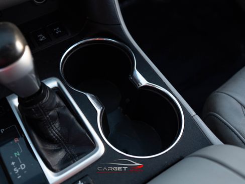 Used 2016 Toyota Highlander XLE image 31