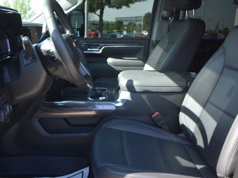 Used 2025 Chevrolet Silverado 3500 LTZ w/ LTZ Plus Package AWD/4WD image 19