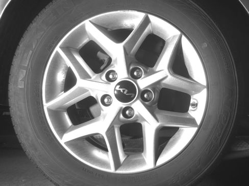 Used 2025 Kia Soul LX w/ LX Technology Package FWD image 20