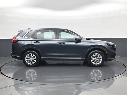 Used 2024 Honda CR-V LX image 5