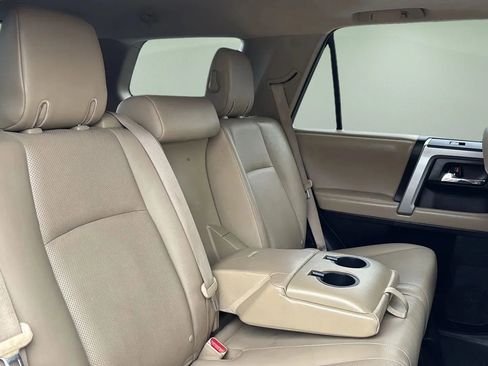 Used 2015 Toyota 4Runner Limited image 20