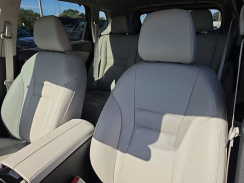 Certified 2023 Nissan Rogue SL w/ SL Premium Package AWD/4WD image 22