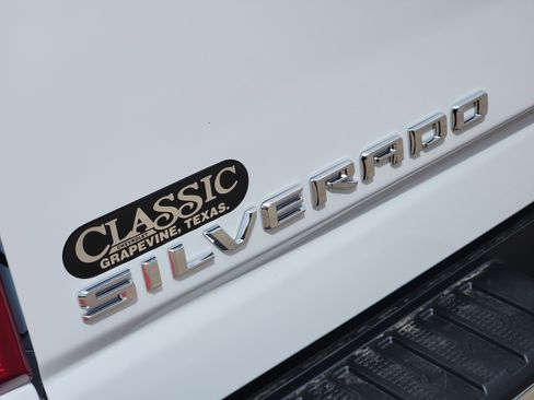 New 2026 Chevrolet Silverado 2500 W/T image 8