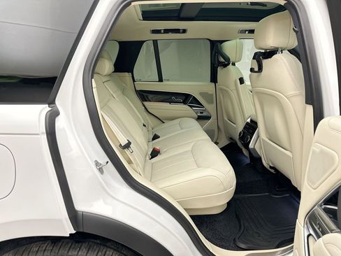 New 2026 Land Rover Range Rover SE AWD/4WD image 15