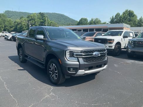 Certified 2026 Ford Ranger Lariat w/ FX4 Off-Road Package AWD/4WD image 3