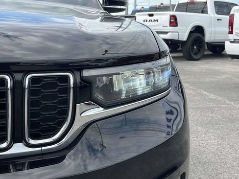 Used 2021 Jeep Grand Cherokee L Limited AWD/4WD image 9