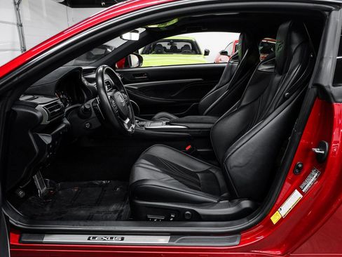 Used 2019 Lexus RC F image 4