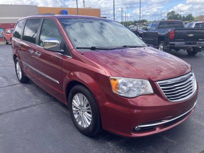 Used 2013 Chrysler Town & Country Touring-L w/ Premium Group