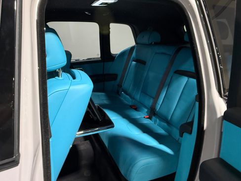 Used 2023 Rolls-Royce Cullinan w/ Cullinan Package image 76