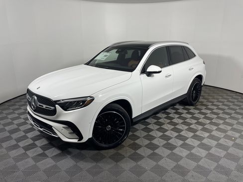 New 2026 Mercedes-Benz GLC 300 image 1