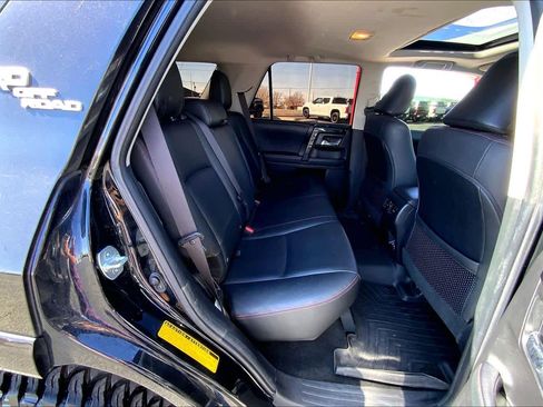 Used 2021 Toyota 4Runner TRD Off-Road Premium w/ Moonroof Package AWD/4WD image 20