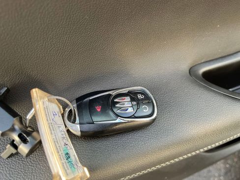 Used 2025 Buick Encore GX Preferred image 22