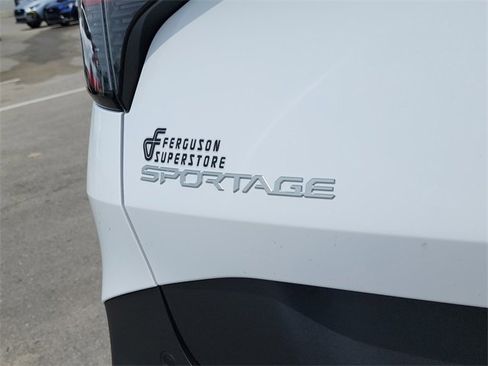 New 2026 Kia Sportage EX image 5