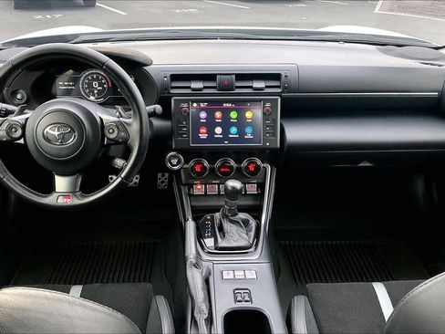 Used 2023 Toyota GR86 Premium image 17