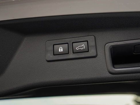 New 2026 Subaru Outback Limited image 9