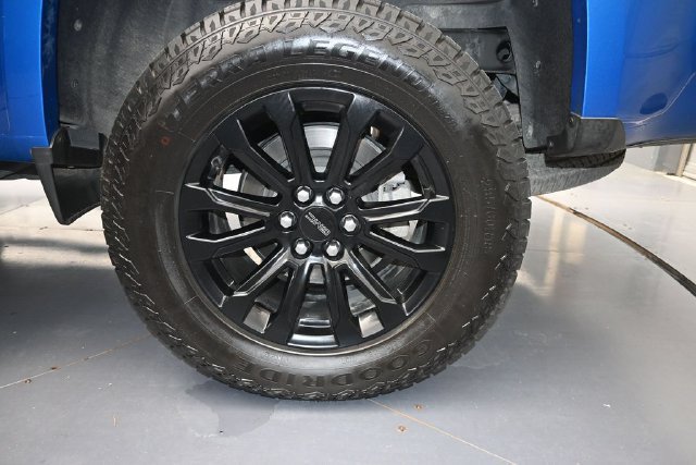 Used 2022 GMC Canyon Elevation w/ Elevation Premium Package RWD image 13
