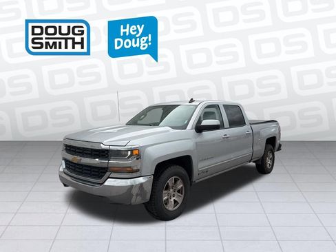 Used 2017 Chevrolet Silverado 1500 LT w/ Trailering Package image 1