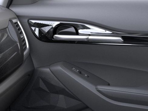 New 2026 Kia Seltos S FWD image 25