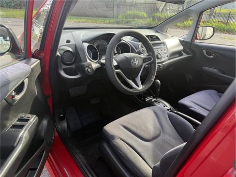 Used 2010 Honda Fit Sport image 10