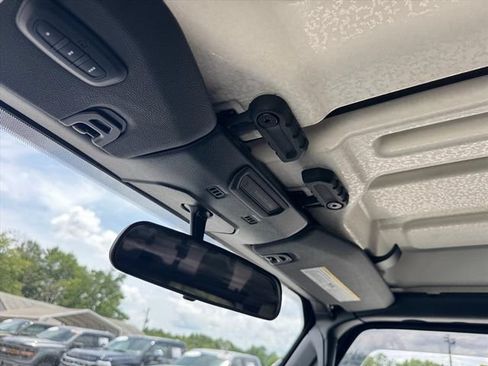 Used 2021 Jeep Gladiator Sport AWD/4WD image 25
