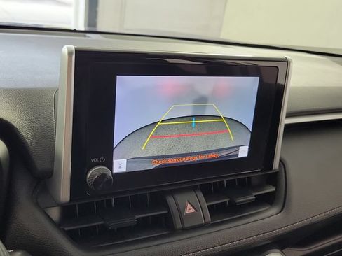 Used 2023 Toyota RAV4 XLE w/ Convenience Package FWD image 30