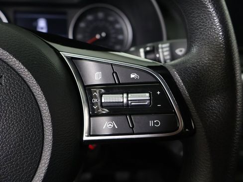 Used 2024 Kia Forte LXS image 37