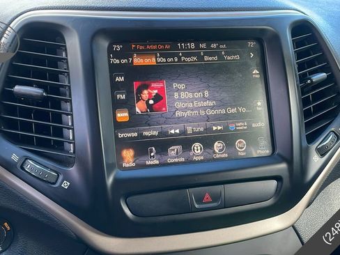 Used 2016 Jeep Cherokee High Altitude image 18