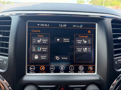 Used 2018 Jeep Grand Cherokee SRT w/ Trailer Tow Group IV AWD/4WD image 18