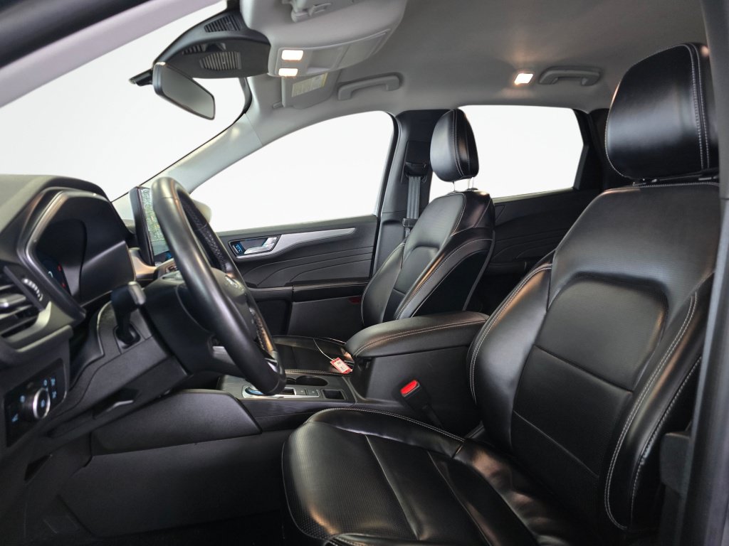 Used 2024 Ford Escape Platinum AWD/4WD image 20