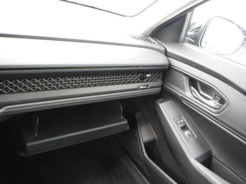 Used 2023 Honda Accord EX image 31
