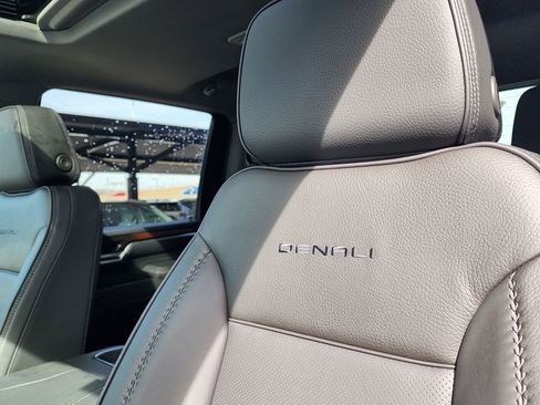 New 2026 GMC Sierra 3500 Denali w/ LPO, Black Badging Package image 20