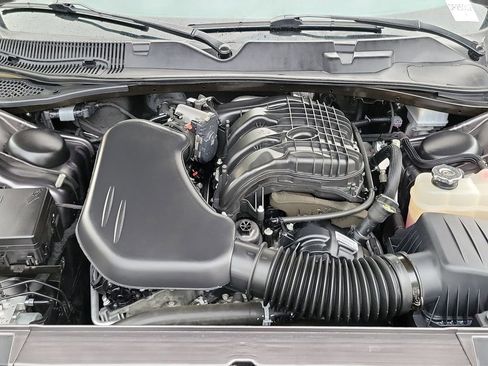 Certified 2023 Dodge Challenger SXT w/ Blacktop Package image 21