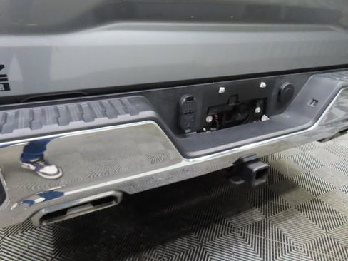 Used 2025 GMC Sierra 1500 SLE image 34